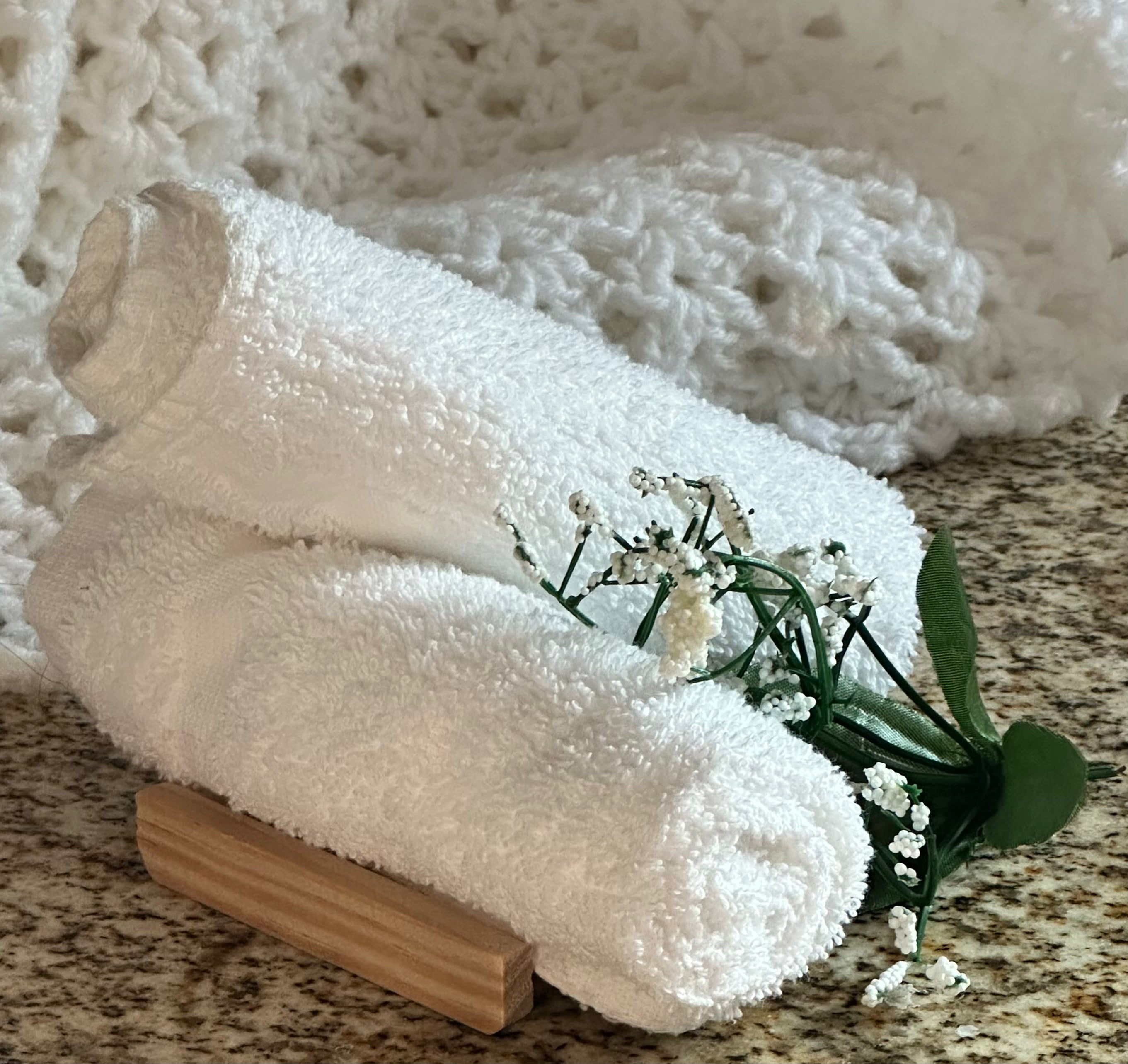 Dovish Luxury Hand Towels