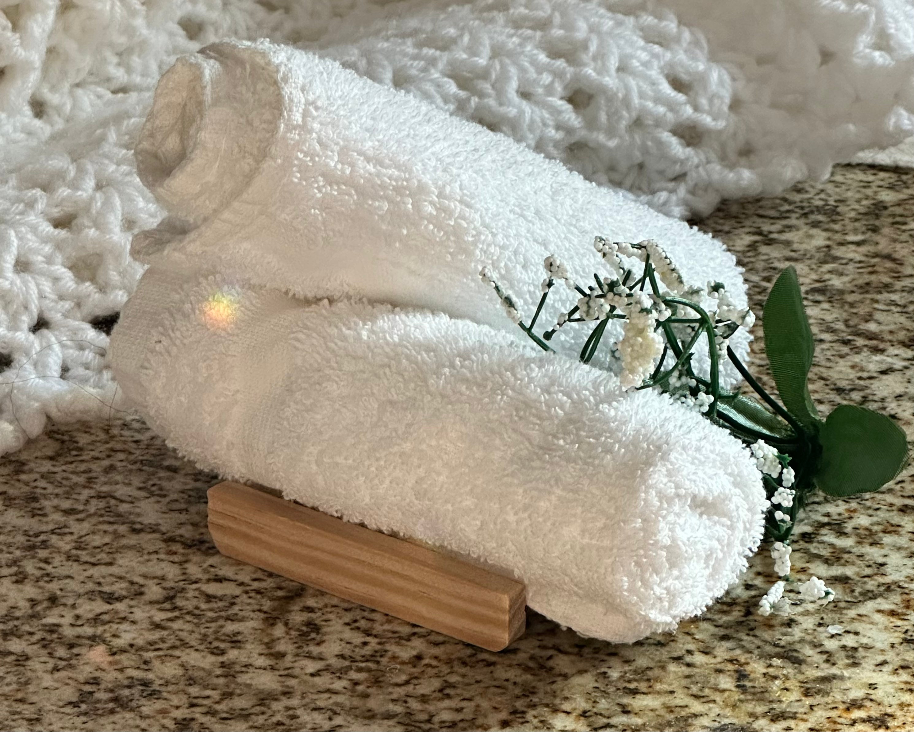 Dovish Luxury Hand Towels